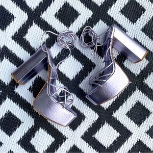 Gianni Bini Metallic Purple Platform Heels Size 9
